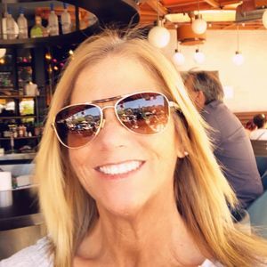 Meet your Posher, Deana